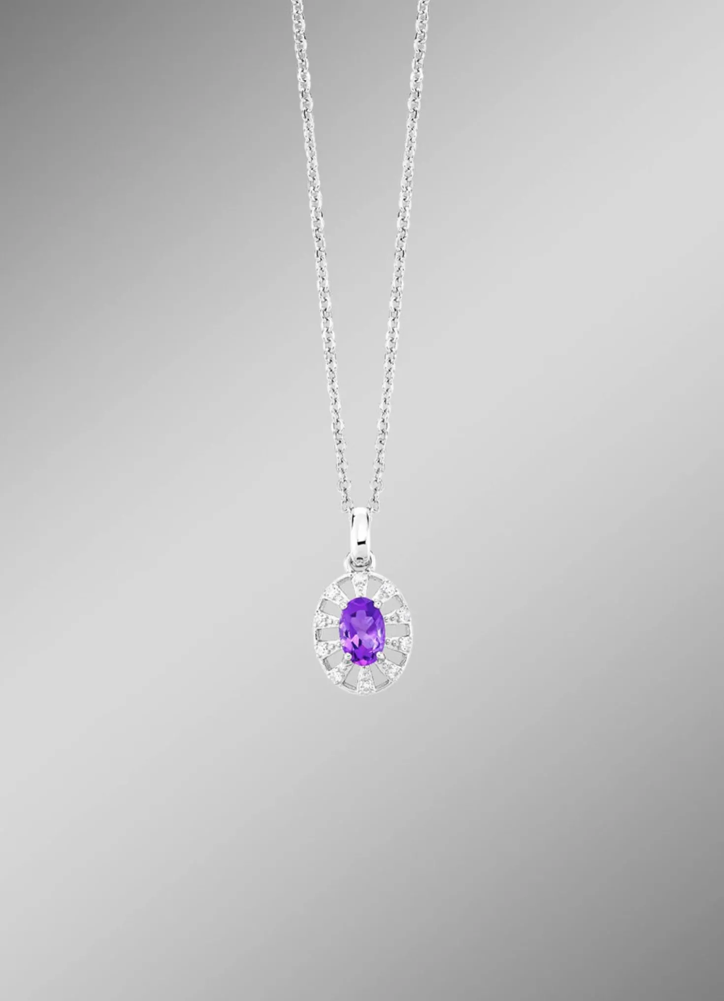 Anhänger mit echt Amethyst und synth. Zirkonia