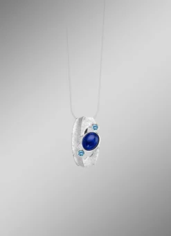 Anhänger mit Lapislazuli