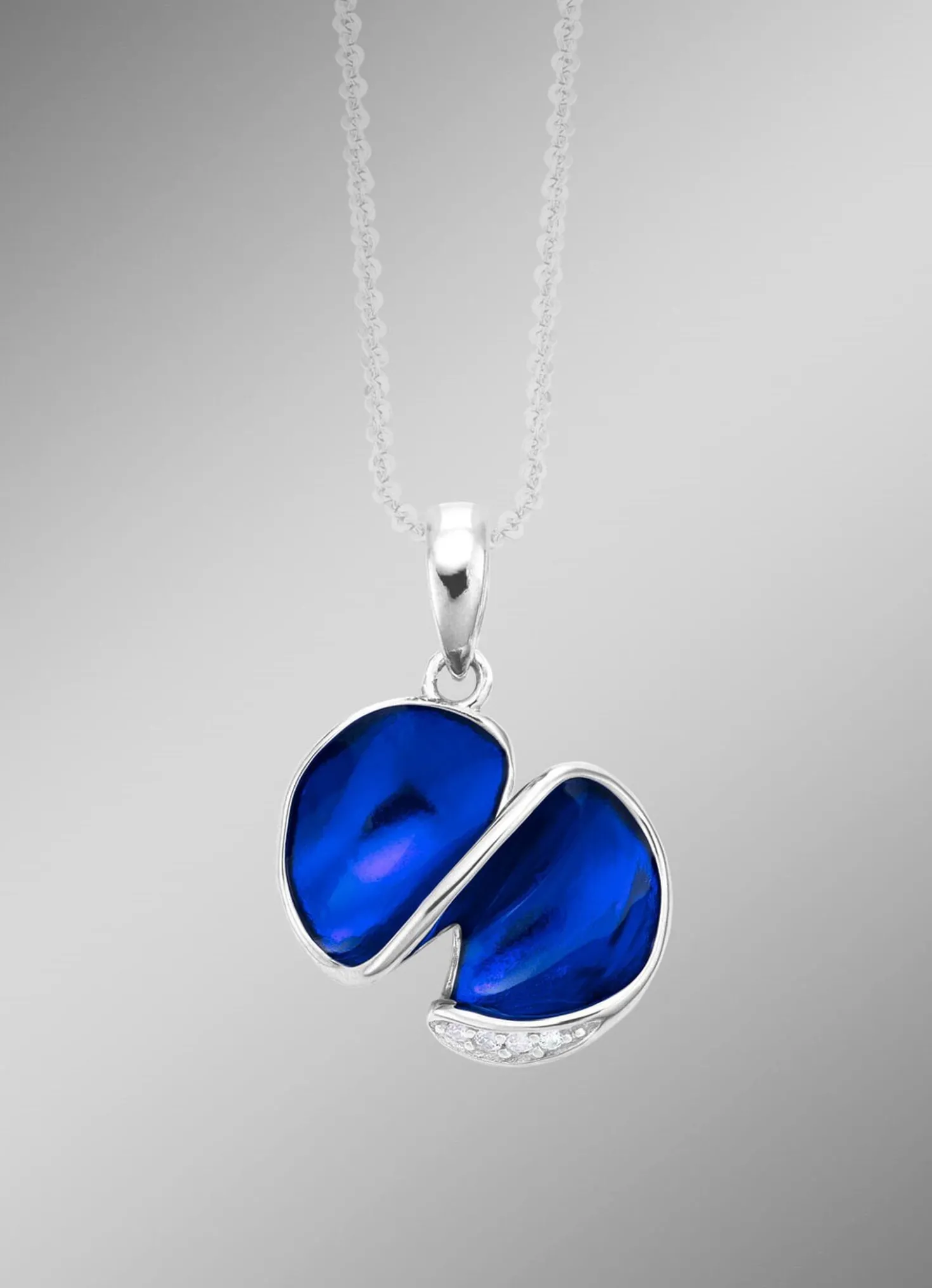 Anhänger mit synth. Zirkonia und Emaille in Blau