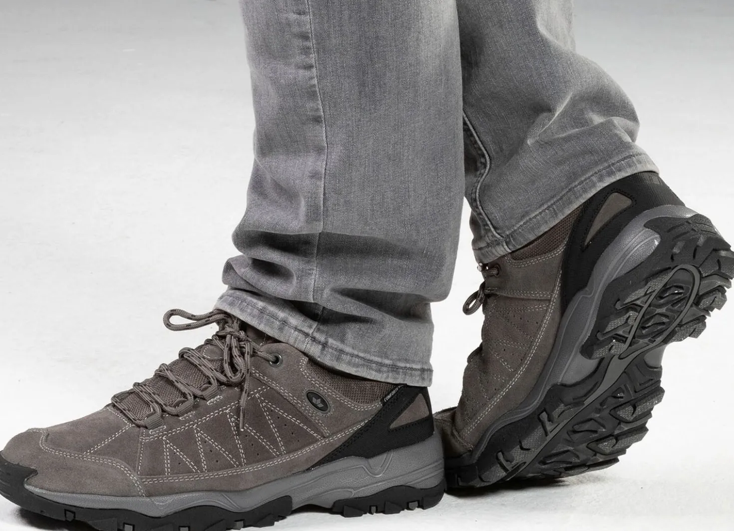 Atmungsaktive Herren-Schnürschuhe, mit herausnehmbarem Fußbett