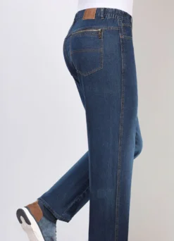 Attraktive Jeans mit Dehnbundeinsätzen