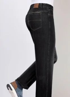 Attraktive Jeans mit Dehnbundeinsätzen