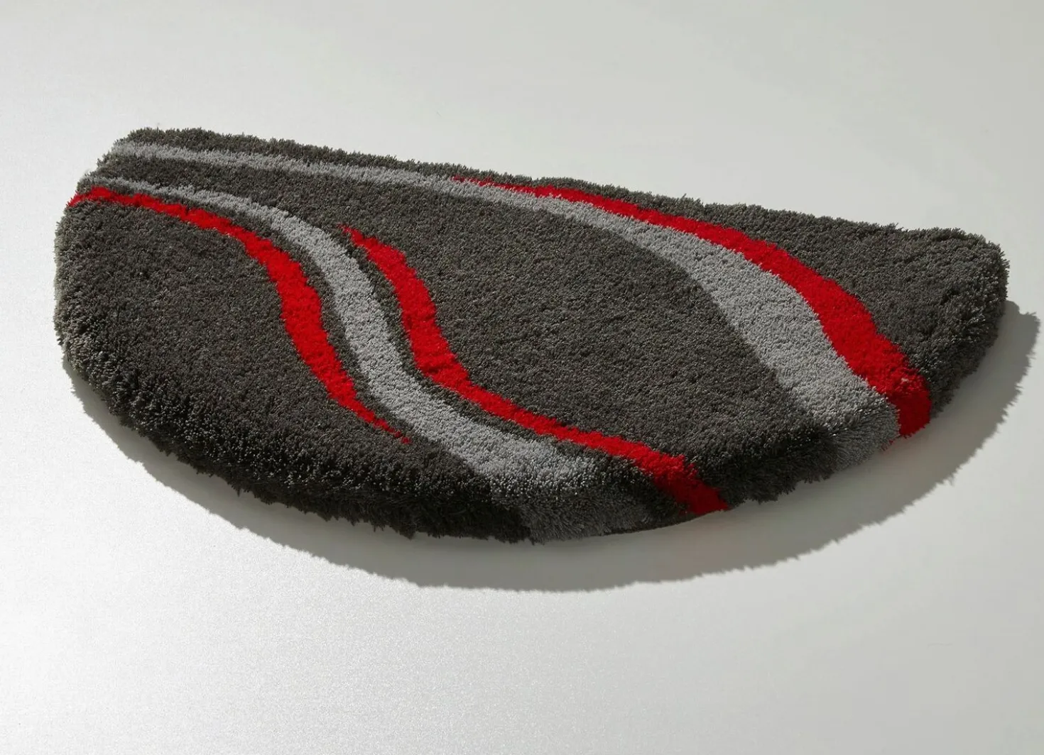 Badgarnitur mit Wellendessin von Kleine Wolke
