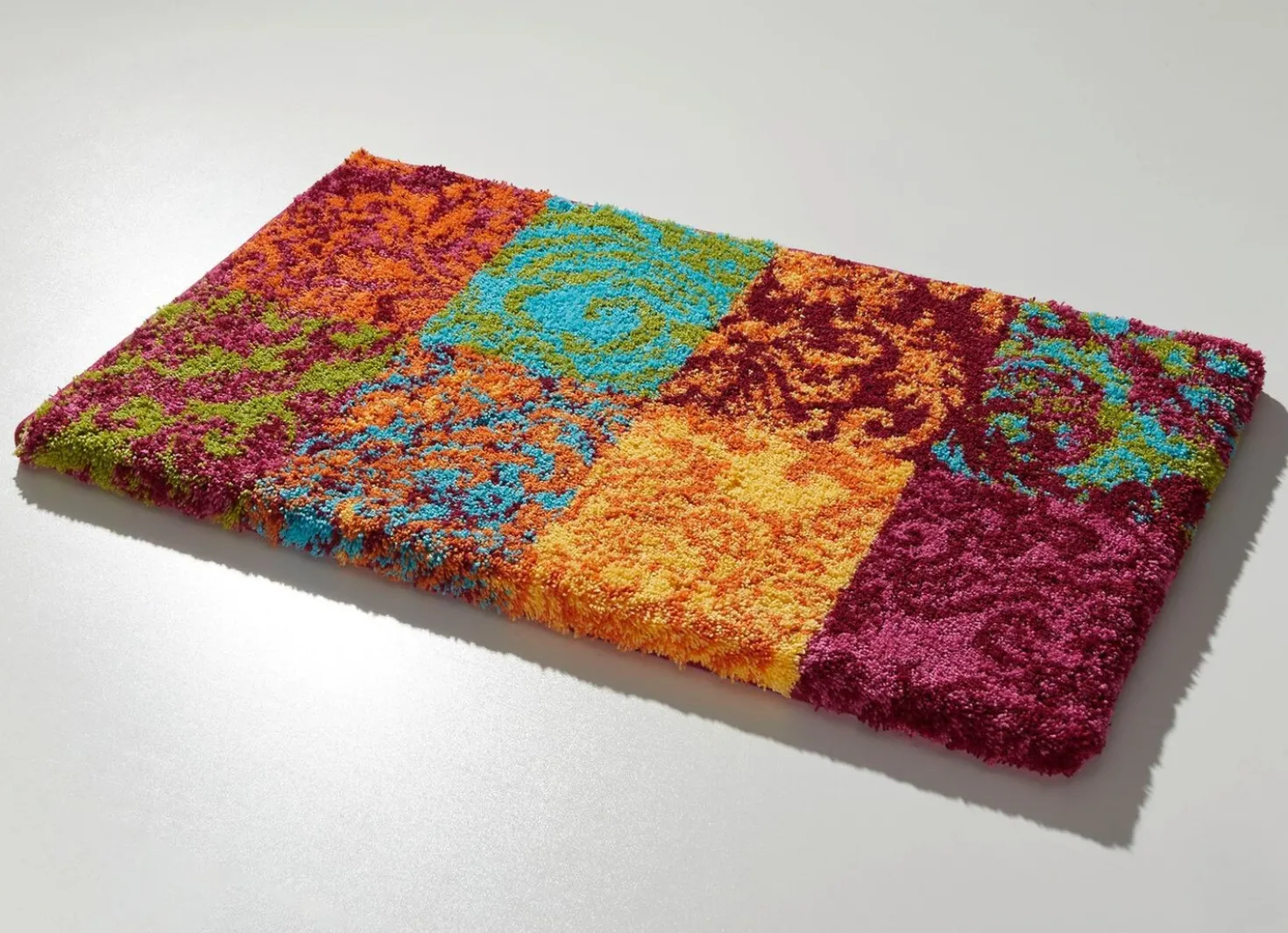 Badgarnitur von Grund mit weichem Flor