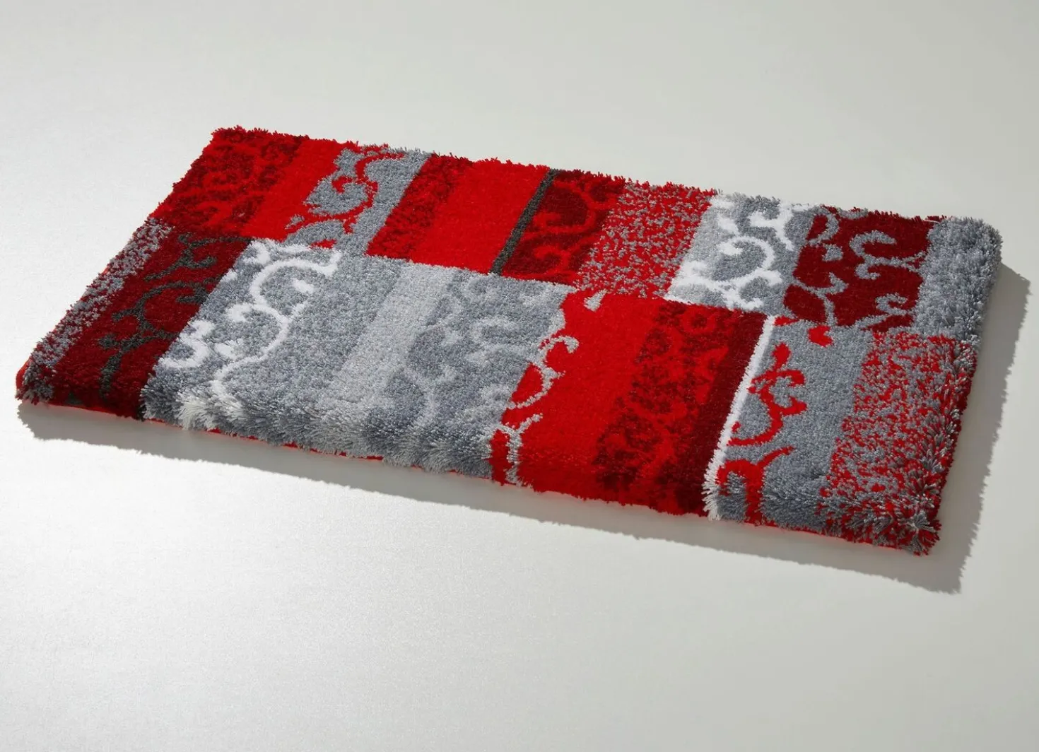 Barfußweiche Badgarnitur in Patchwork-Optik