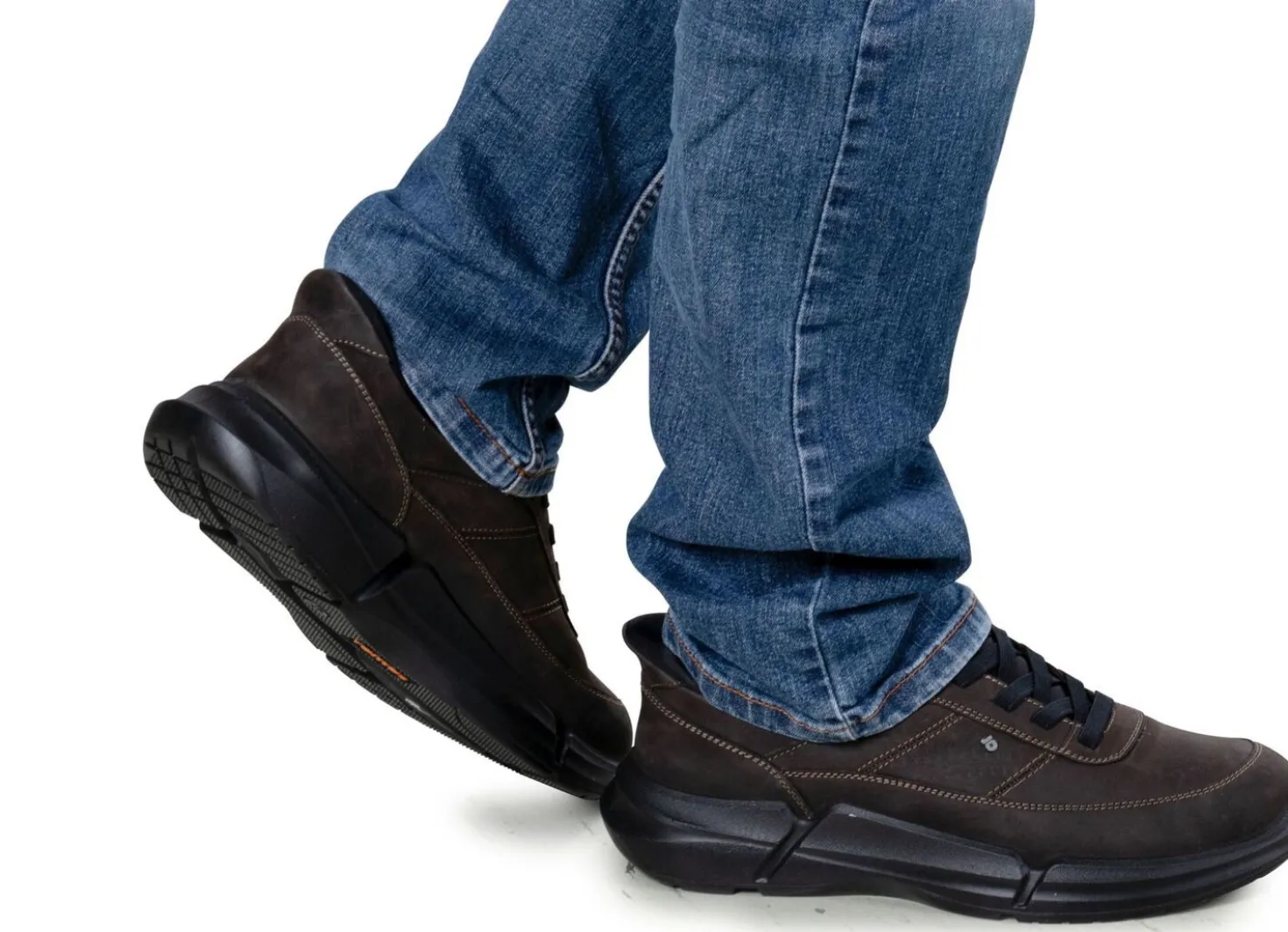 Bequeme Herren-Slipper, Weite H, mit herausnehmbarem Fußbett