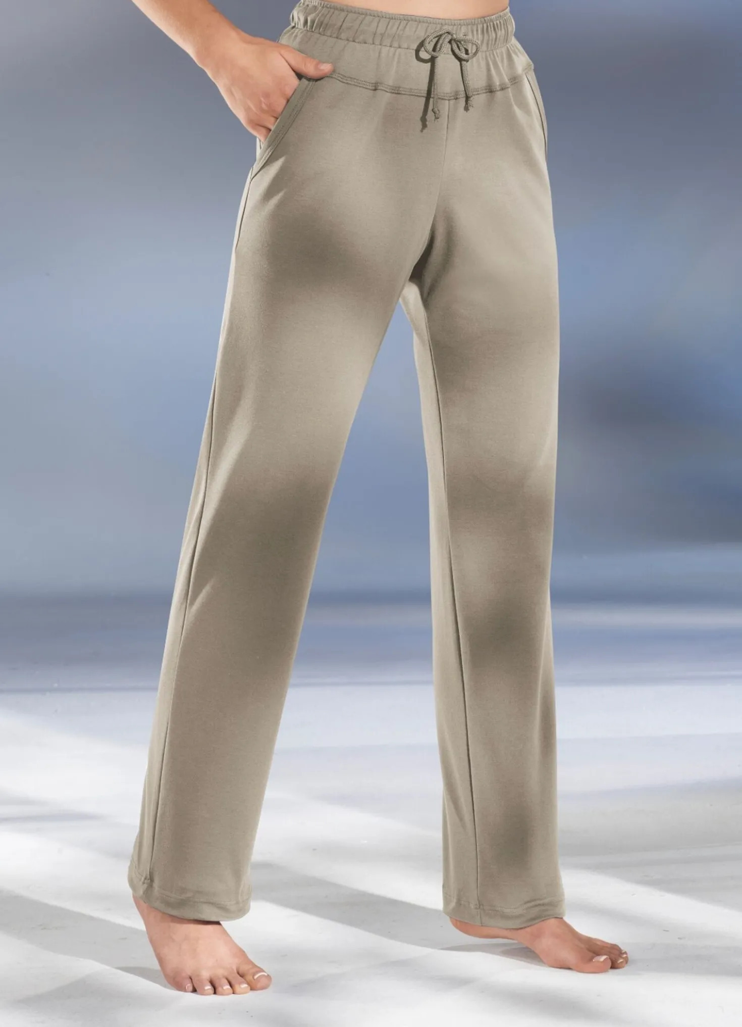 Bequeme Hose von Athlet Sport