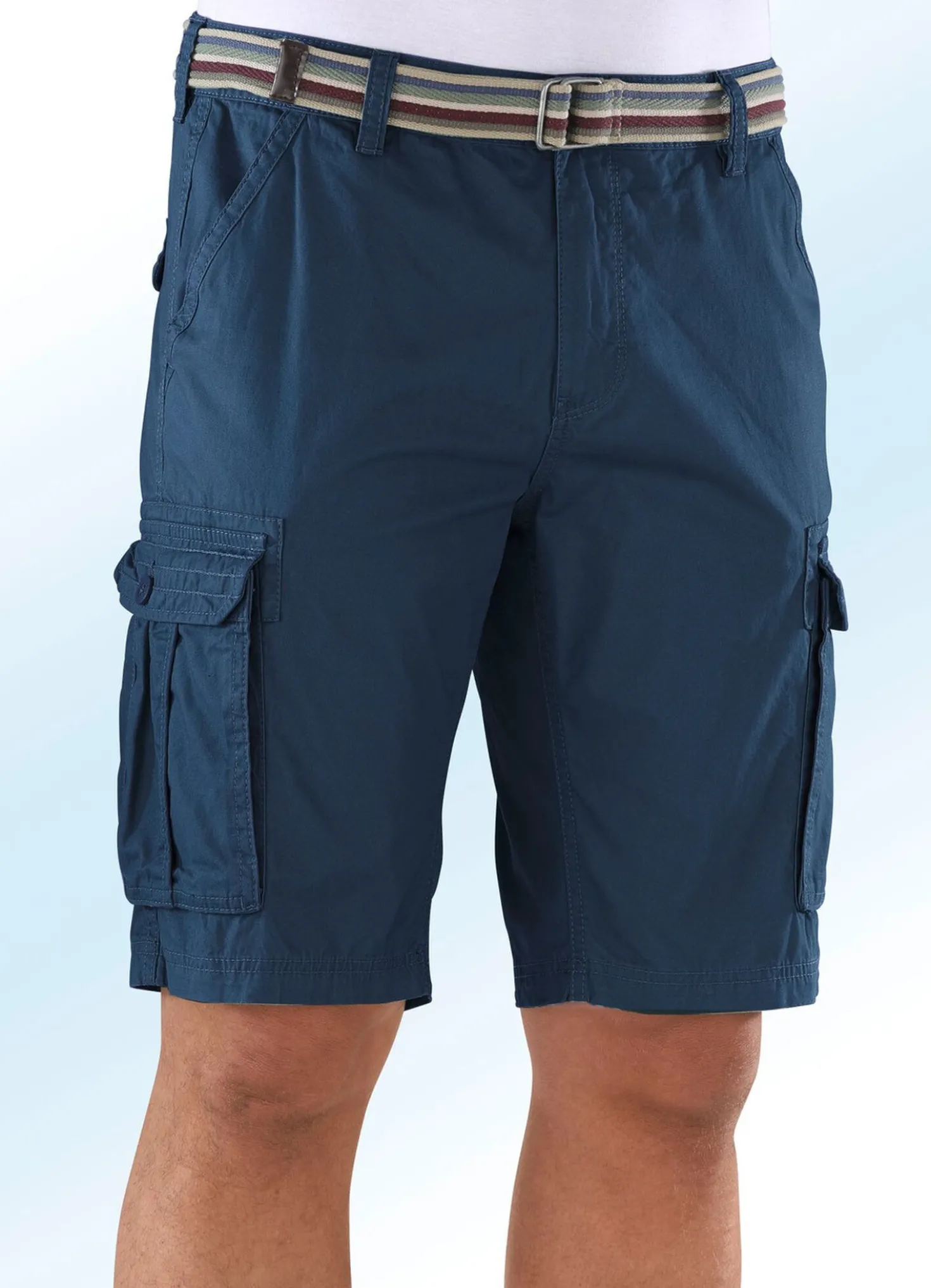 Bermudas mit Cargotaschen in 4 Farben