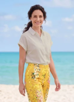 Bluse mit Hemdkragen