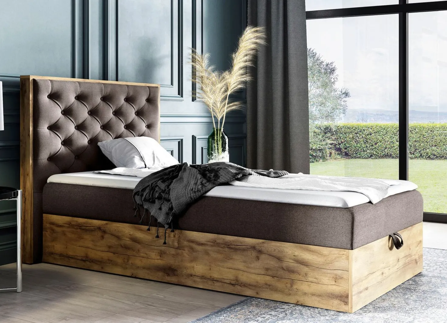 Boxspringbett mit Bettkasten und Topper