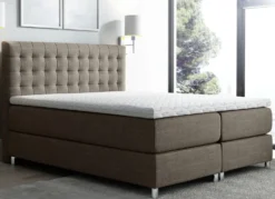 Boxspringbett mit Topper