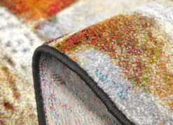 Brücken, Galerien und Teppich mit modernem Patchwork-Dessin