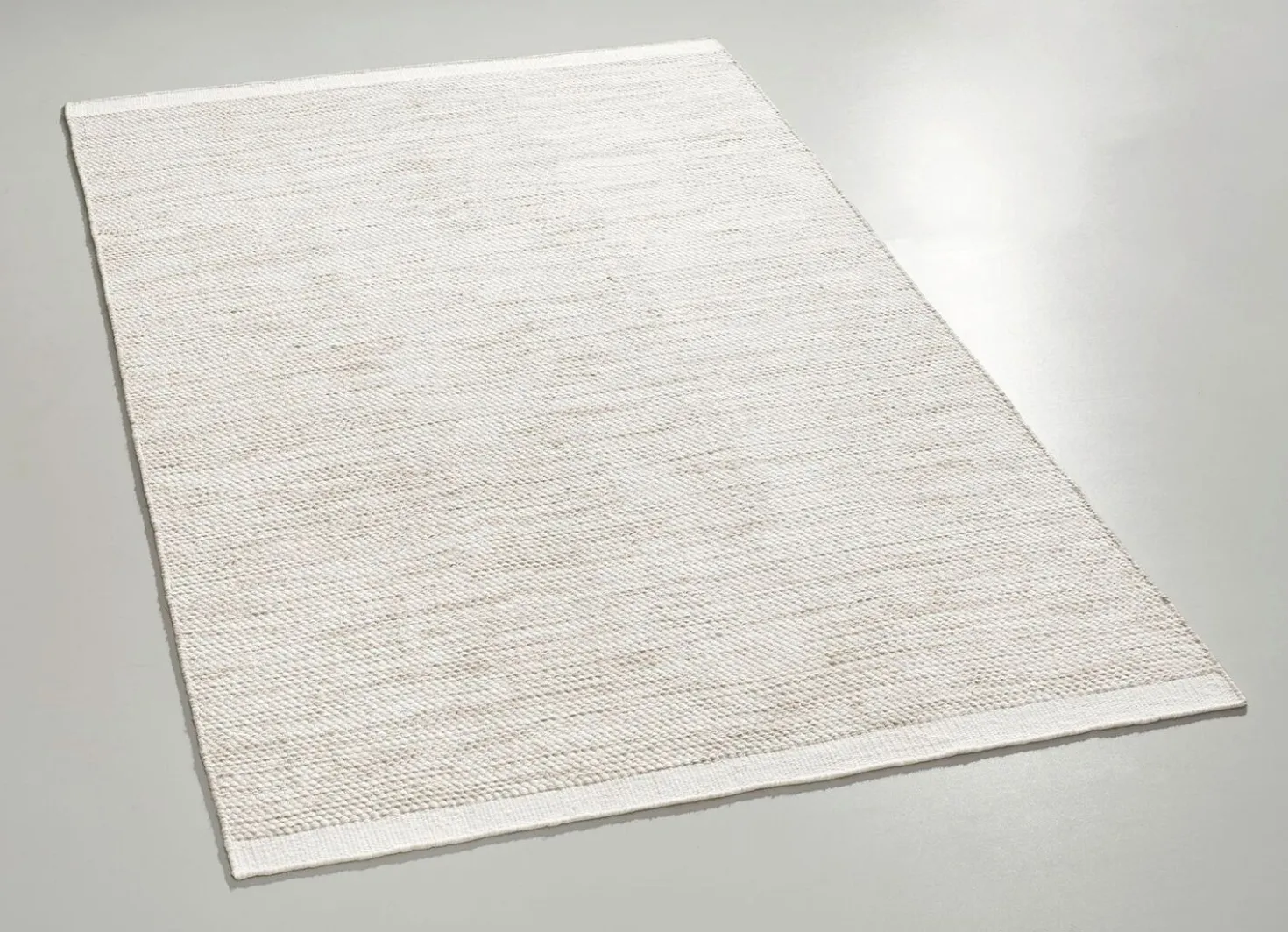 Brücken und Teppiche aus feuchtigkeitsregulierender Naturfaser