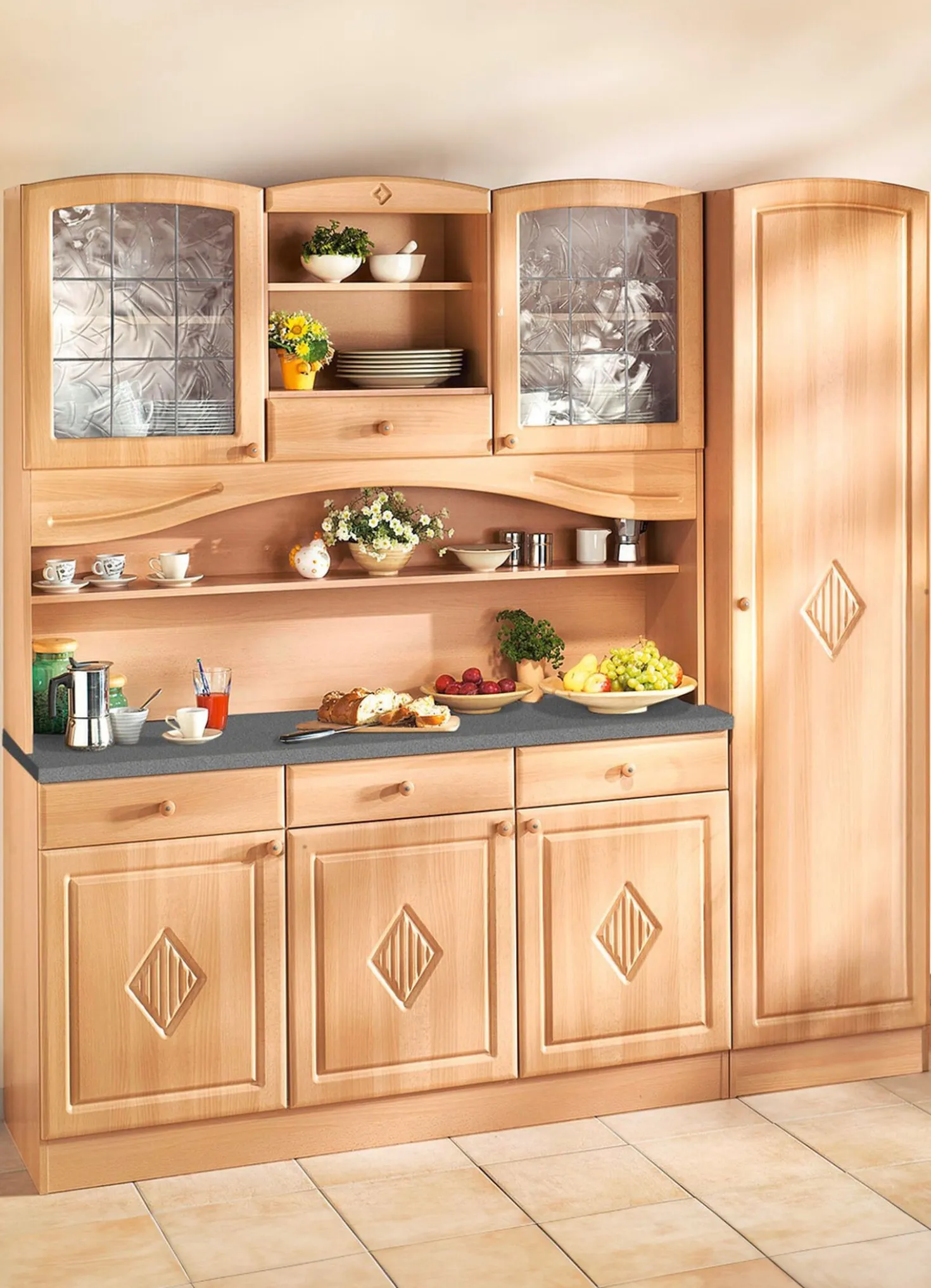 Buffetschrank mit profilierter Front