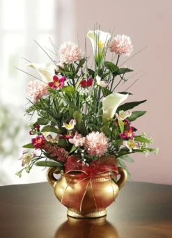 Calla-Gesteck im Topf