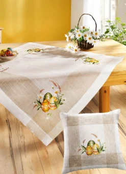 Charmante Accessoires mit buntem Ostereier- Motiv