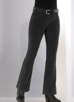 Cordhose in trendiger Bootcut-Form