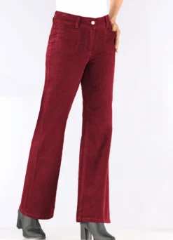 Cordhose mit weitem Beinverlauf