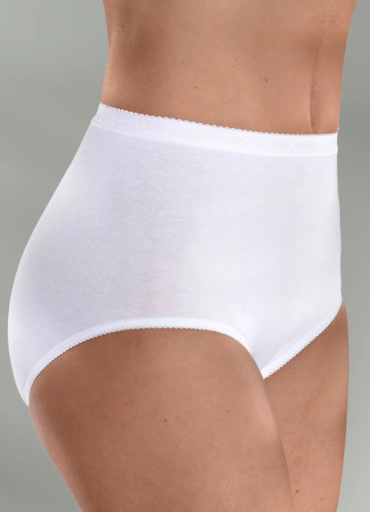 Dreierpack Slips mit elastischen Abschlüssen
