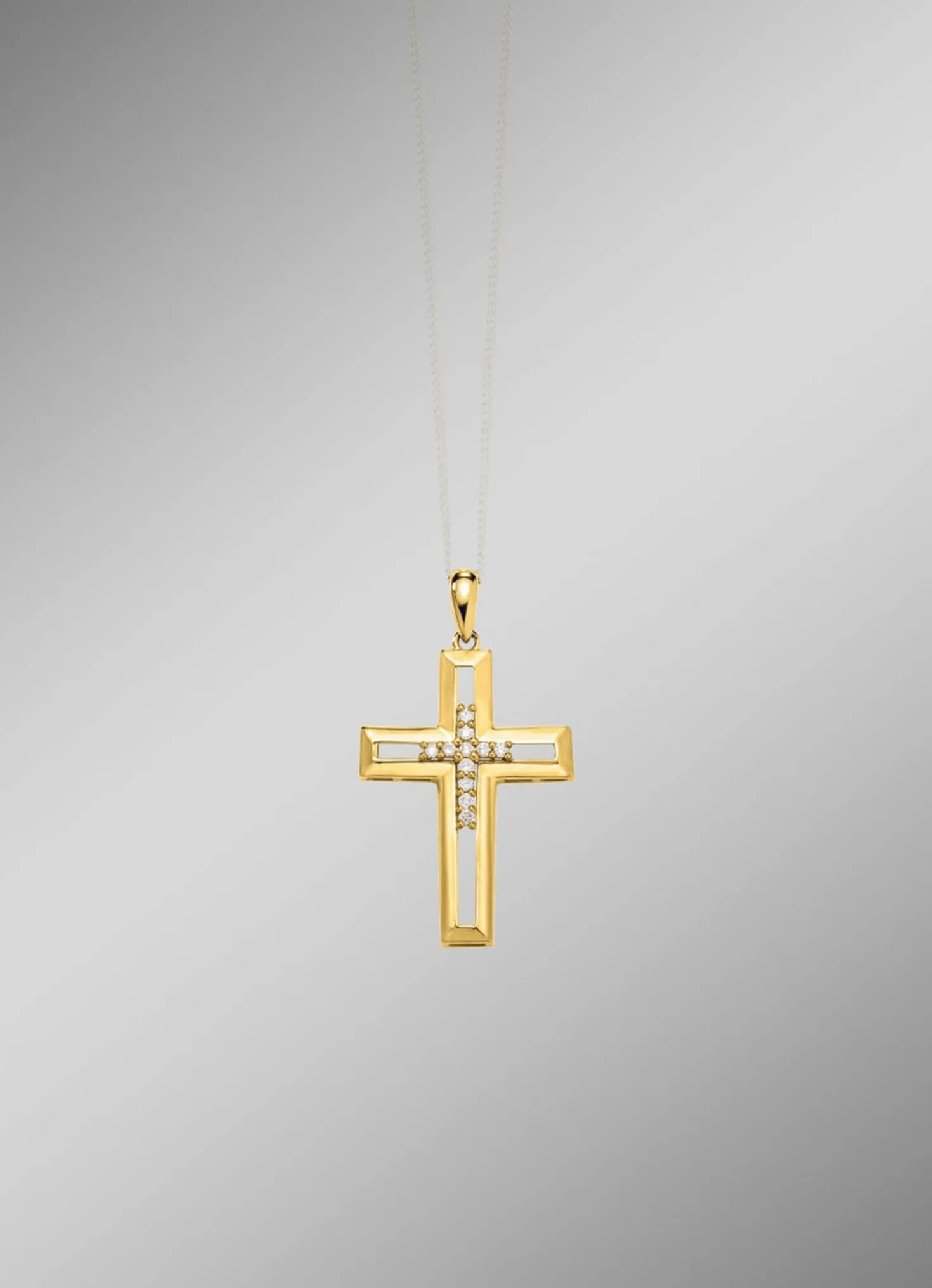 Durchbrochener Kreuz-Anhänger mit Brillanten