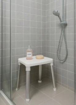 Dusch- und Badehocker mit extra großer Sitzfläche