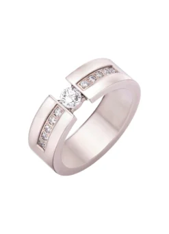 Eleganter Damenring mit synth. Zirkonia