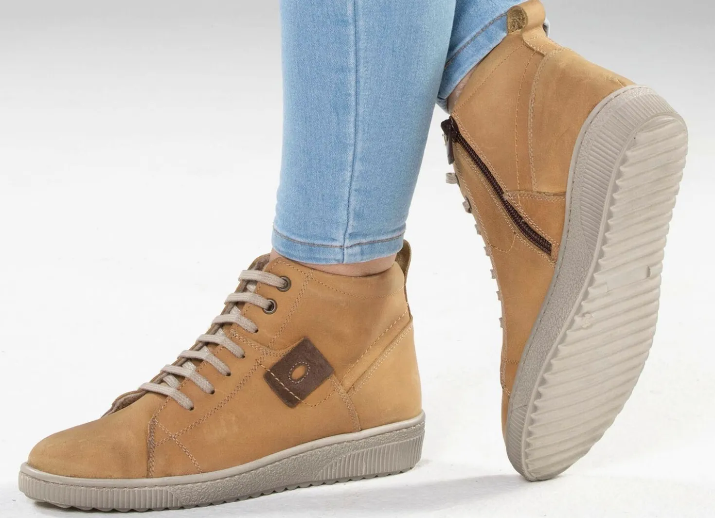 ELENA EDEN Schnür-Bootie aus Nubukleder, mit Leder-Applikation