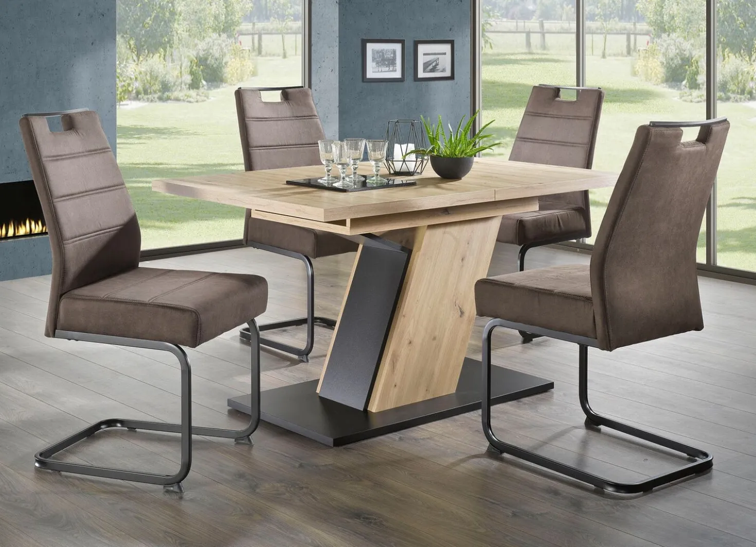 Essgruppe, 5-teilig, in modernem Design