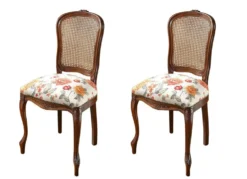 Esszimmer-Möbel im Landhausstil