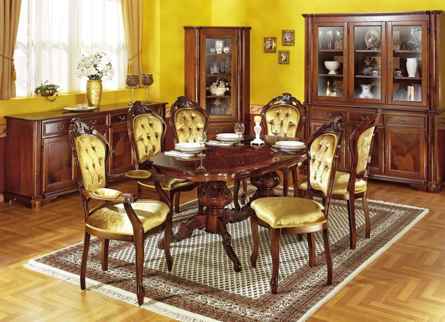 Esszimmer-Möbel mit Wurzelholzfurnier