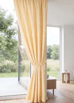 Exquisiter Einzelschal mit edlem Glanz