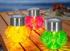 Farbenfrohe Solarleuchten aus wetterfestem Kunststoff, 3er-Set