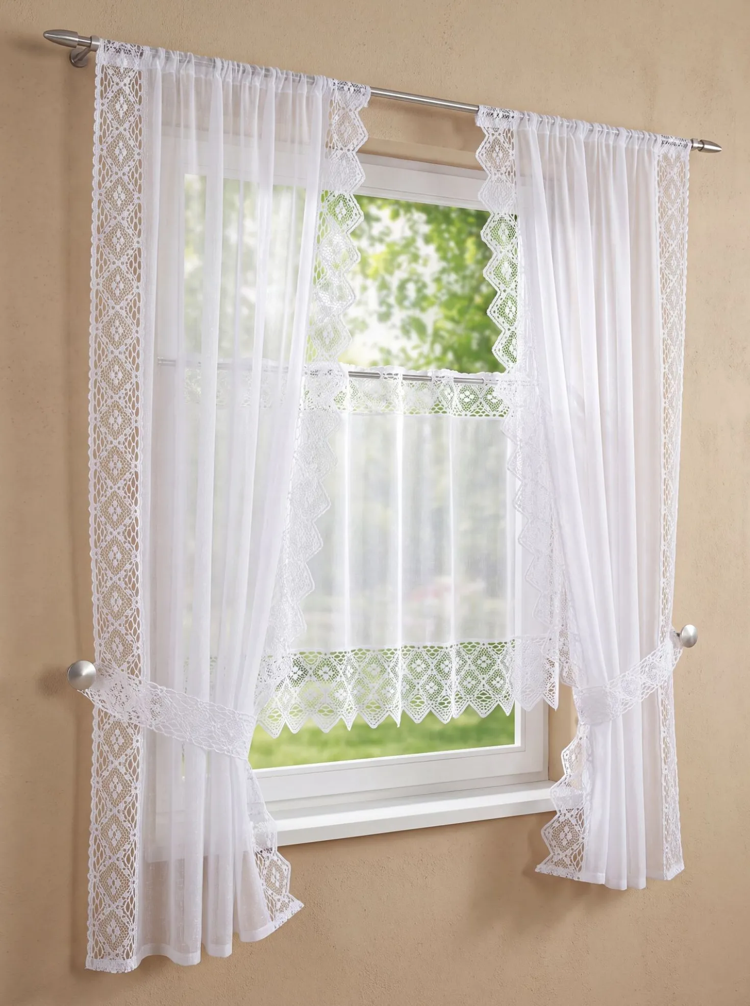 Fensterdekoration Häkelborte aus Jacquard
