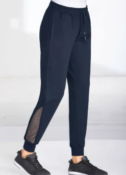 Freizeithose mit Netzeinsatz