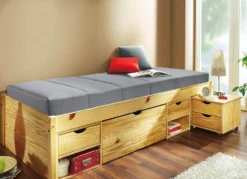 Funktionsbett aus massivem Kiefernholz