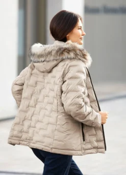 Funktionsjacke mit geklebten Kammern