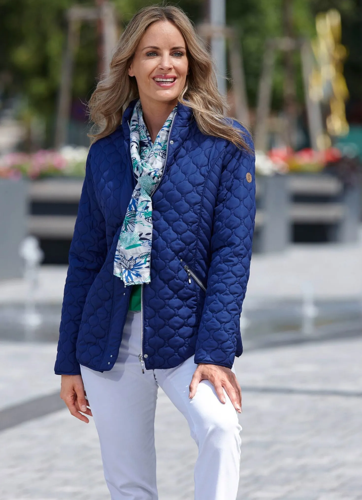 Funktionsjacke mit interessantem Stepp
