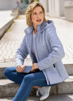 Funktionsjacke mit interessantem Stepp