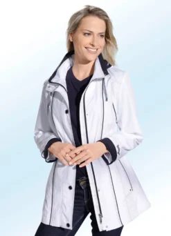 Funktionsjacke mit kontrastfarbenen Akzenten