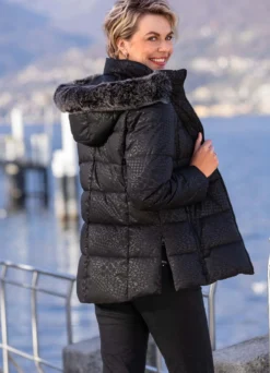 Funktionsjacke mit Raubtierfell-Dessin