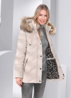 Funktionsjacke mit Umschlagärmeln