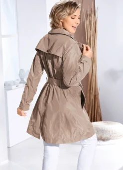 Funktions-Trenchcoat mit Gürtel