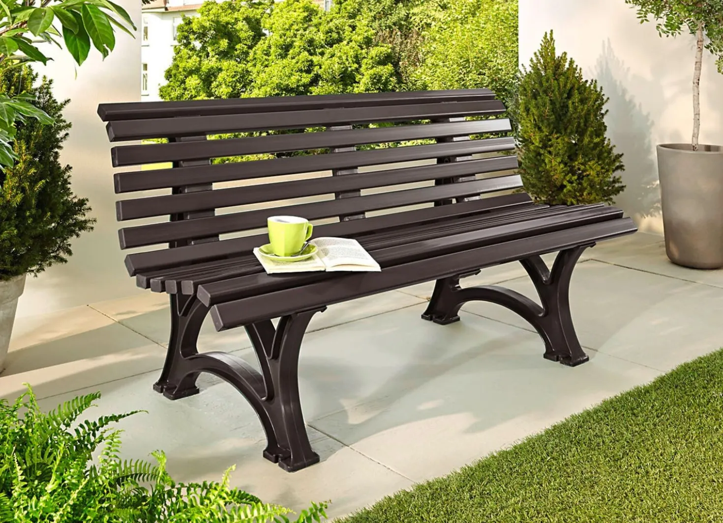 Gartenbank aus hochwertigem Kunststoff