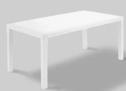 Gartenmöbel-Serie mit attraktivem Rattan-Dekor