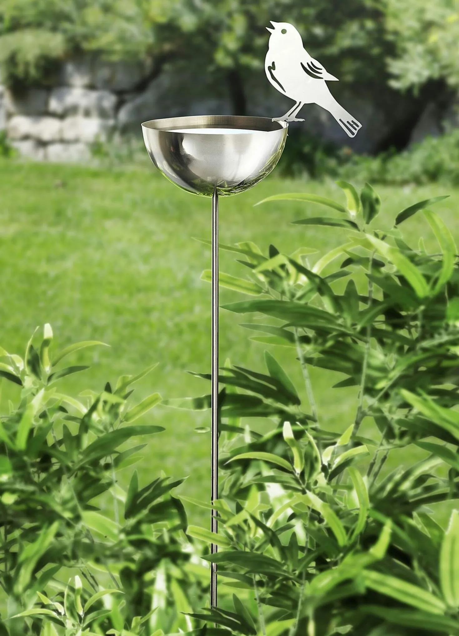Gartenstecker Vogeltränke