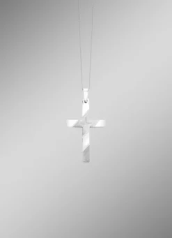 Glänzend/mattiert: schicker Kreuz-Anhänger