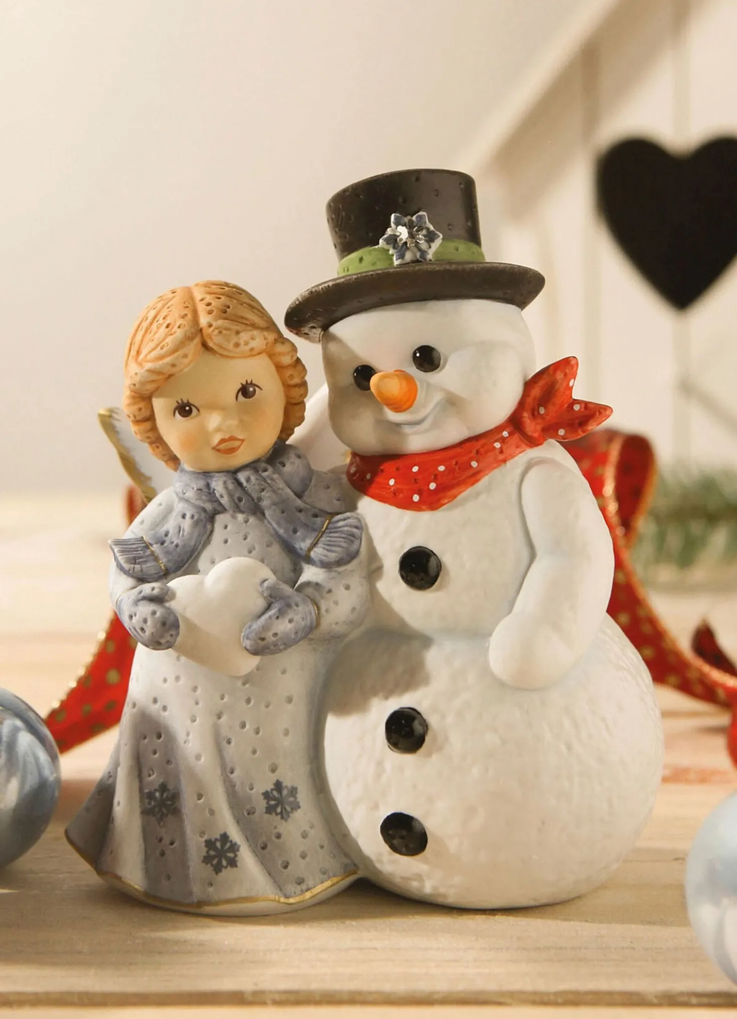 Goebel Engel mit Schneemann