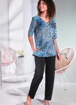 Hausanzug mit Animal-Print