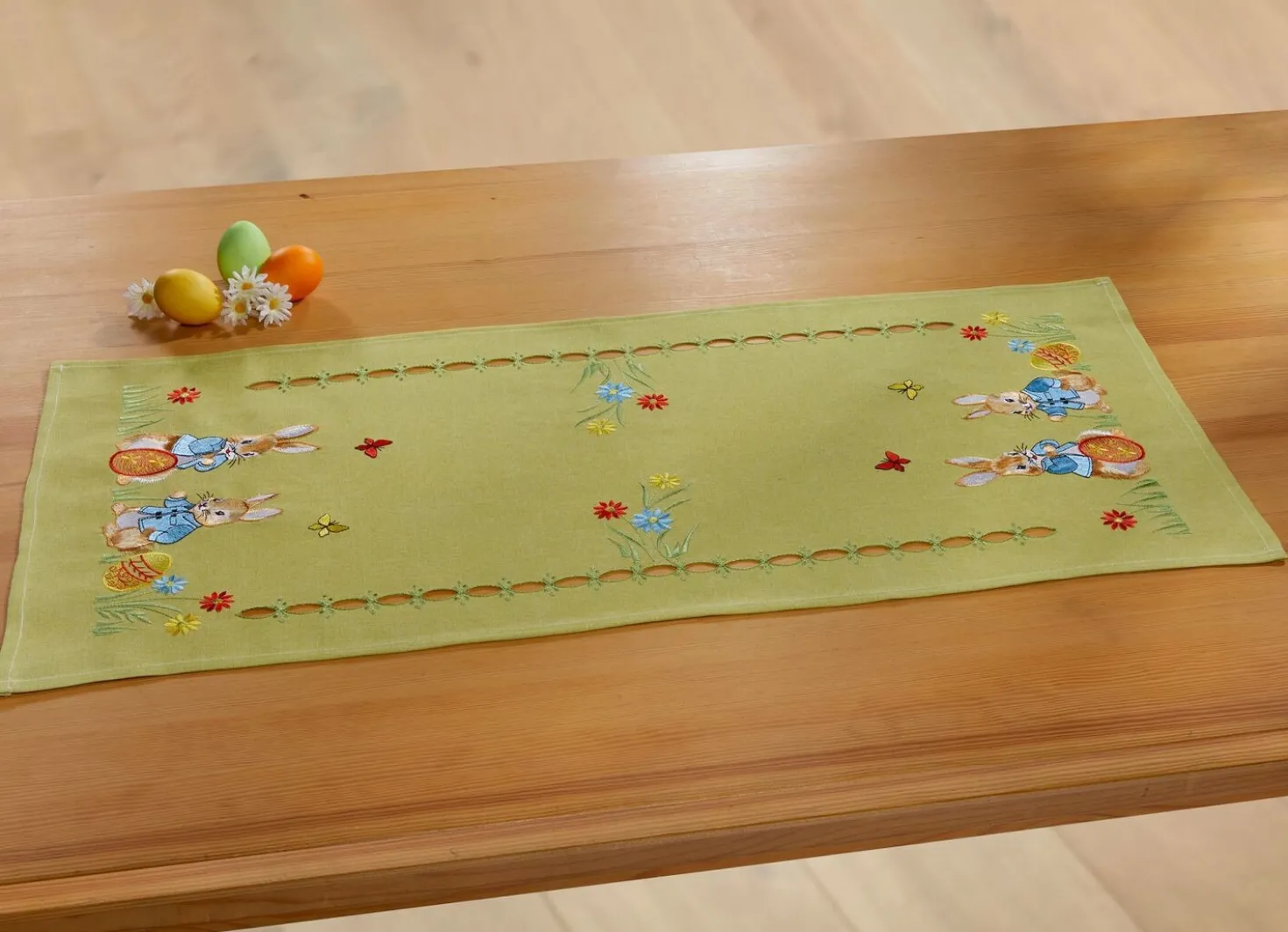 Hübsche Tisch- und Raumdekoration