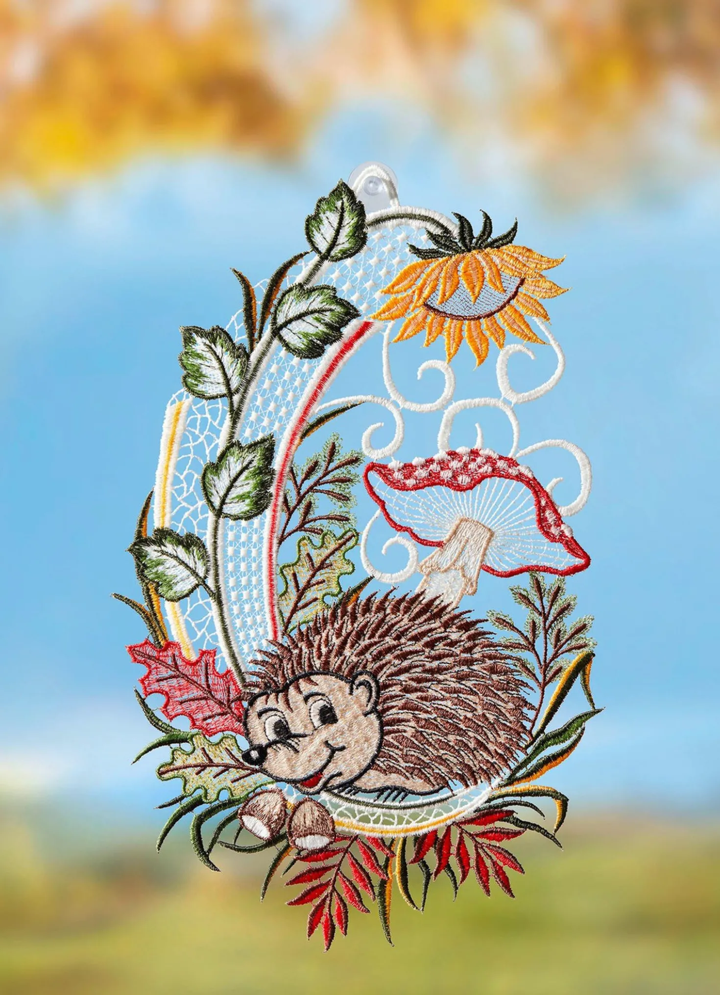 Herbstliches Fensterbild aus Plauener Spitze